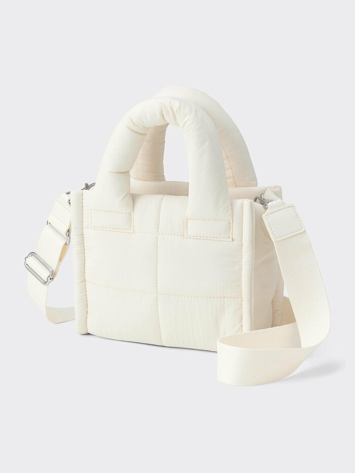 GU公式　パフミニショルダーバッグ