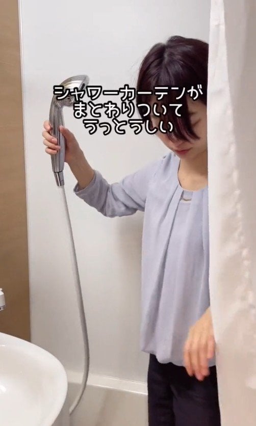 出所：@superhotel_official「スーパーホテルがお届けするホテルあるあるお風呂ver.」