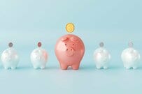 【60歳代・70歳代】貯蓄平均2000万円超も「持てる世帯」と「持たざる世帯」へ二極化。シニア格差＆65歳以上リタイア家計の落とし穴