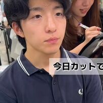 【おまかせカット】男性が「お任せ」で劇的イメチェン　残ったパーマを活かしたショートが素敵と話題に