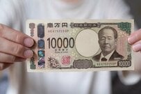 【令和のシニア】70歳代、貯蓄額はいくら？「厚生年金・国民年金」の平均受給額と「ひと月の生活費」も見てみよう！