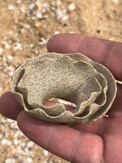 繊細な砂茶碗の表面