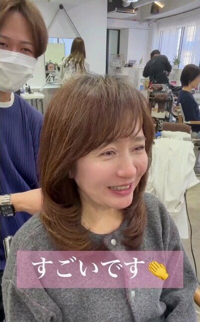 前髪とレイヤーを入れた、ひし形のセミロング