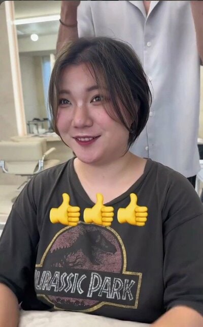 首元がすっきりした、耳かけがきれいに見えるショート（アフター）
