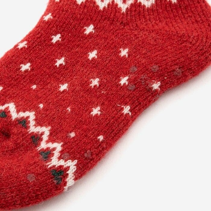 内側をふわふわに起毛させた保温性抜群のあったかルームソックス