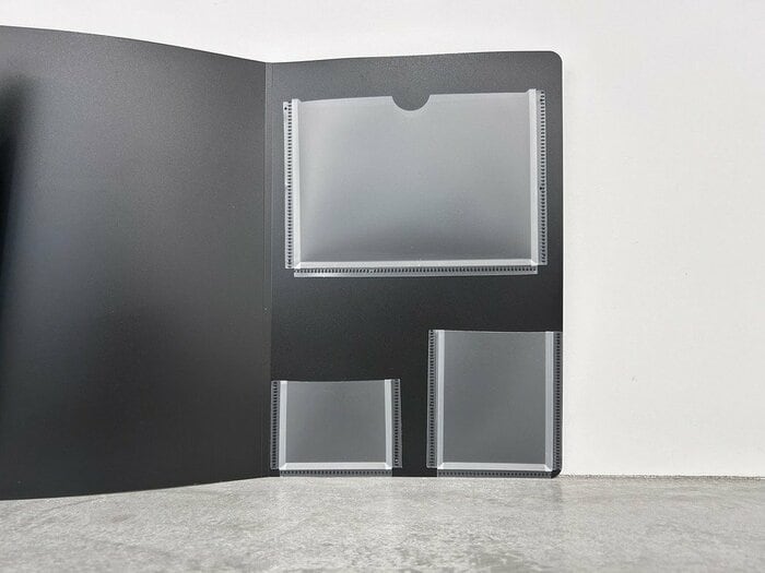 4面クリップボードのポケット