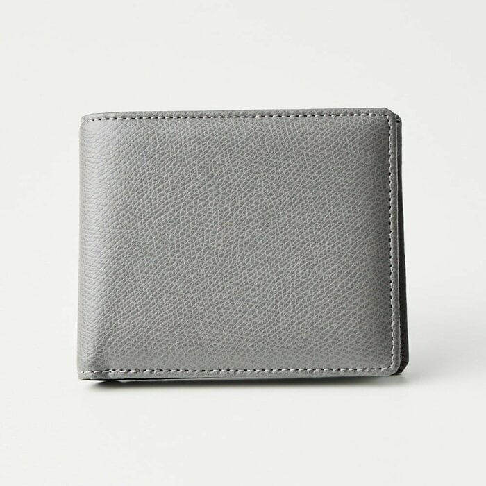 トップバリュの「イタリアンレザー二つ折り財布」