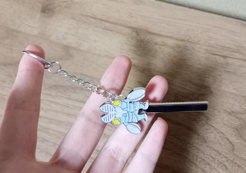 筆者撮影（キャンドゥ、KAIJU キークリップ バルタン星人）