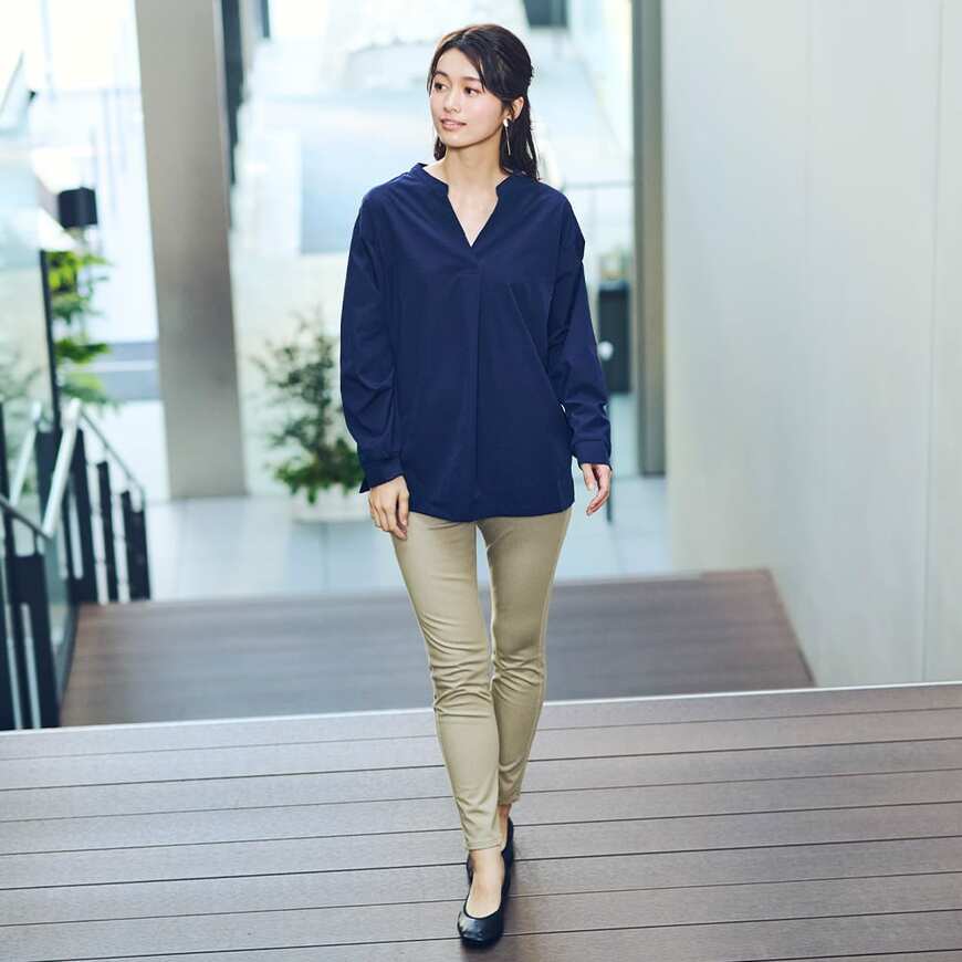 出所：ワークマン公式　レディースシーンレスブラウス 