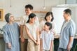 【申請しないとゼロ円に！】住民税課税世帯が申請できる「給付金＋手当＋減免制度＋補助金」14選をチェック
