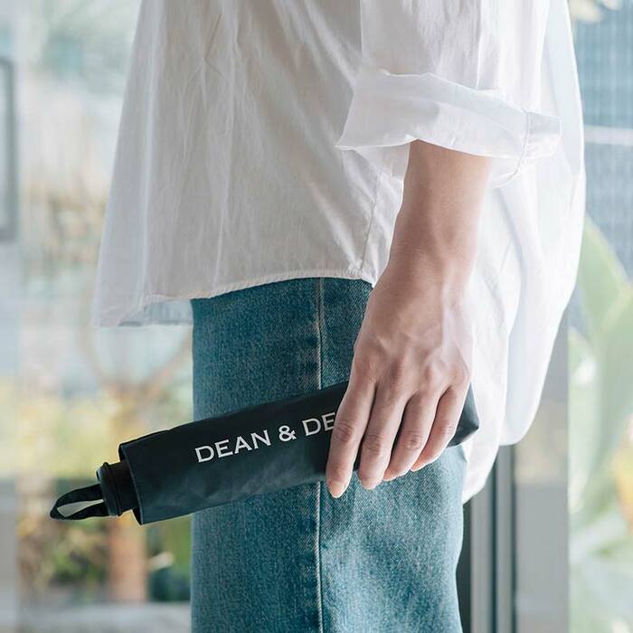 コンパクトにたためて持ち運びに便利