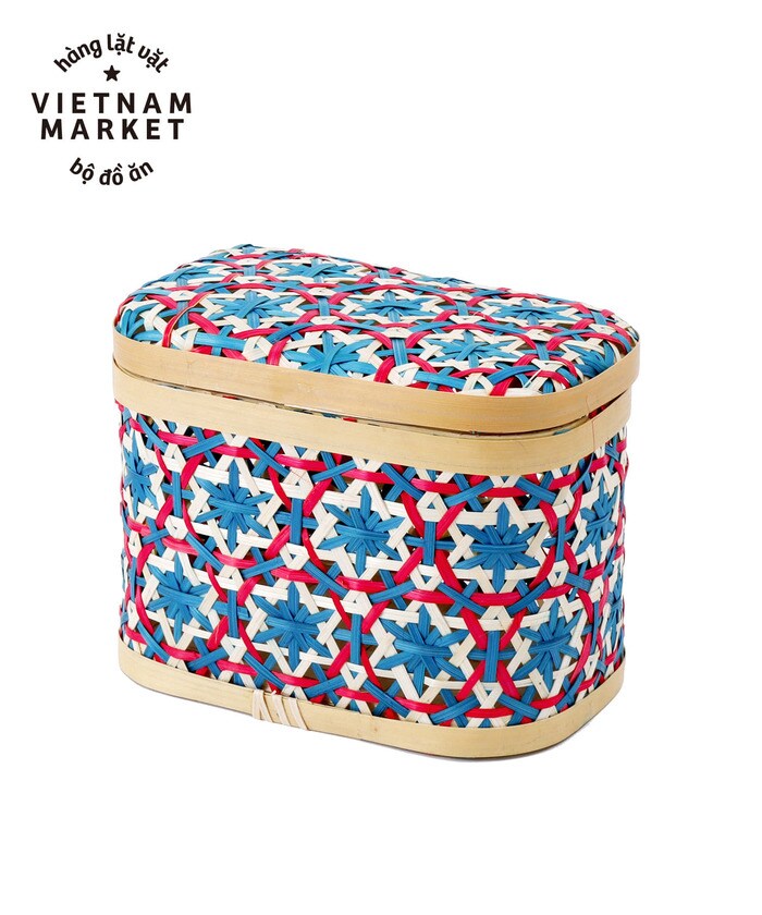 個性的なデザインで存在感がある、「蓋つきバンブーレクタングルバスケット」。