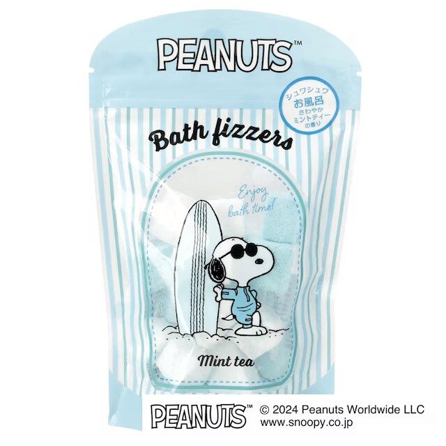 サングラス姿のスヌーピーが目をひく、発泡入浴剤