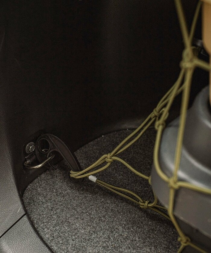 フックには持ち手穴が付いているため、取り扱いも非常に簡単