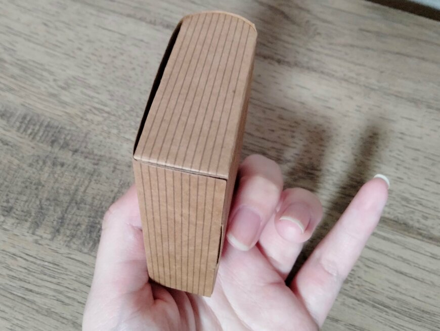 筆者撮影（セリア、ギフトボックス ブック型）