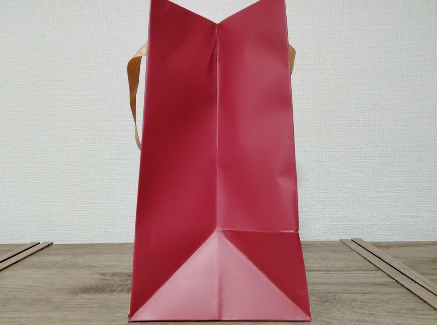 筆者撮影（セリア、ハンドルバッグS 縦 ウィリアム・モリス）