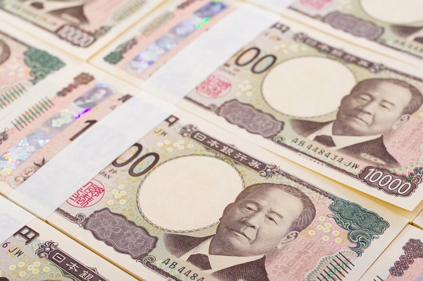 国民年金・厚生年金、4年連続の「プラス改定」夫婦2人分の標準的な年金額はいくら？《年金一覧表》60歳～90歳以上「みんなの平均」1歳刻みでチェック！