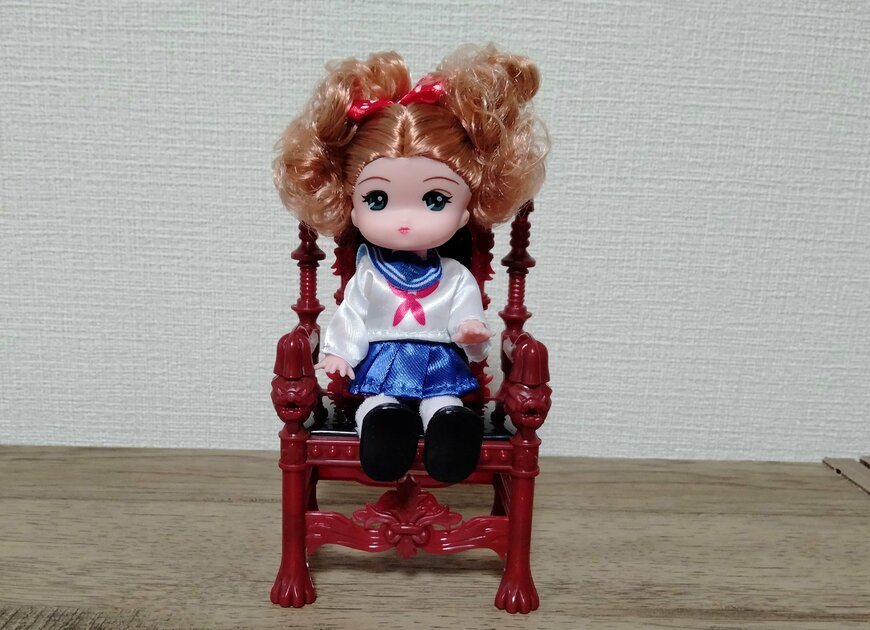 筆者撮影（セリア、玉座）