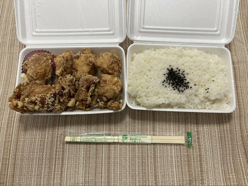 メニュー名に偽りのない「720gデカ盛り弁当」