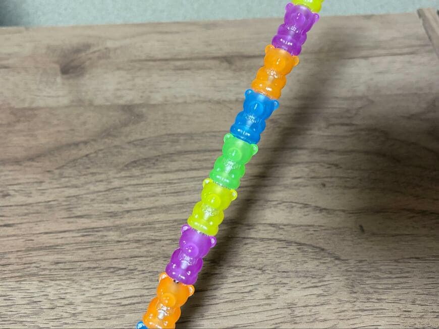 ダイソー、蓄光ボールペン(クマ型)1.0mm商品画像