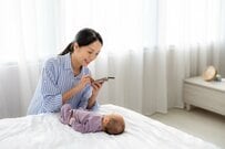 日常を描き溜めた「オリジナルの育児記録」を公開　ページから伝わる愛情に「すごい」「めちゃくちゃ可愛い」