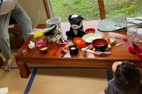 「こちらがいま話題のお店です！」娘がおままごとを始めた結果　家族の最高すぎる反応が話題