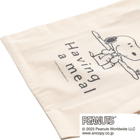 コンパクトに折り畳めエコバッグ