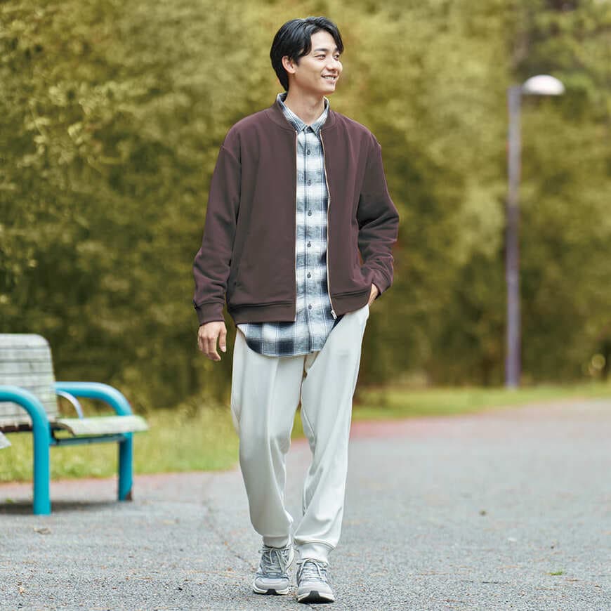 出所：ワークマン公式　毛玉になりにくいスウェットジャケット