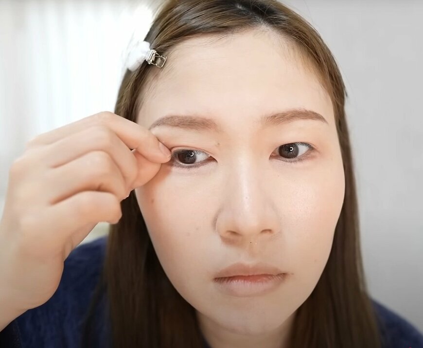 【ダイソーの化粧品でフルメイク】登録者47万大人気YouTuberが「100均商品フルメイク」したら驚きのクオリティ！