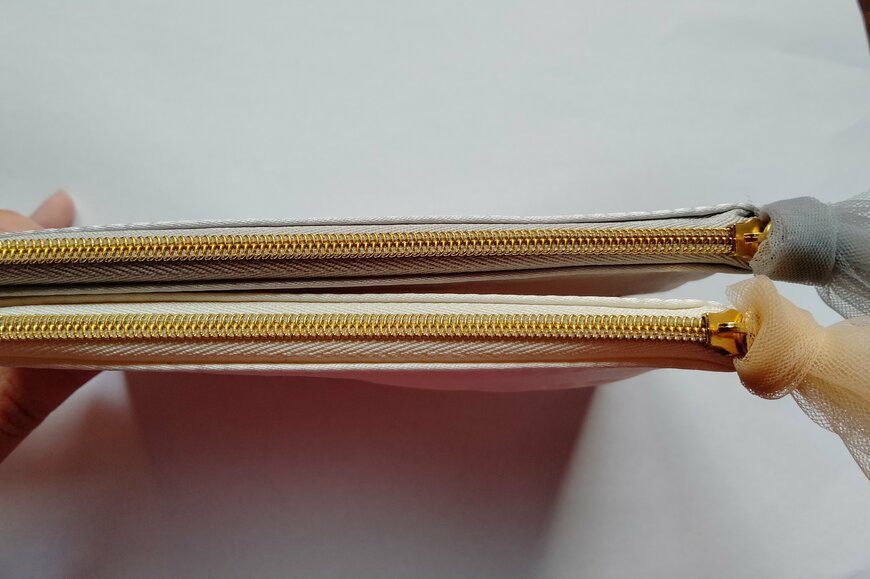 筆者撮影（セリア、サテン ポケティポーチ チュール付）