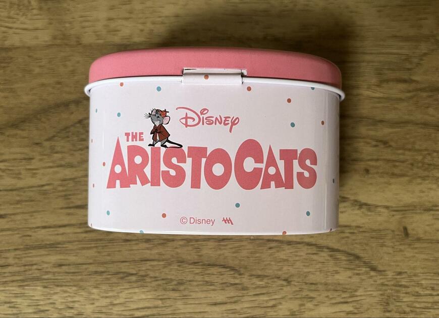 筆者撮影（セリア、〈おしゃれキャット〉貯金箱）