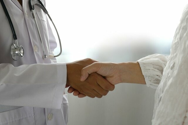 【医療保険】令和8年5月成立の改正で4つが変わります。高額療養費には年単位の上限が新設