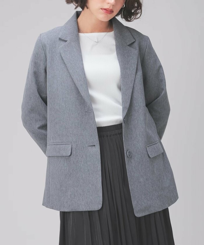 ヒップまで隠れる丈なので、体型カバーにもぴったり