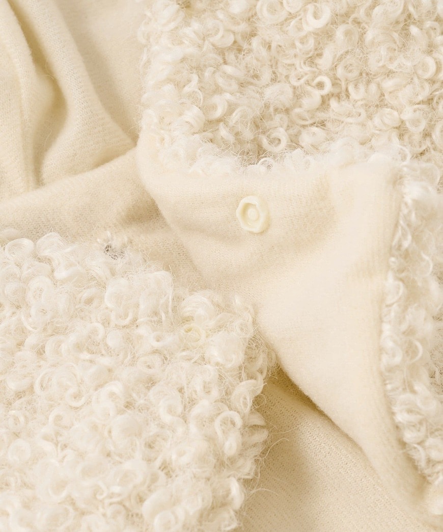 出所：パルグループ公式ファッション通販サイト 3COINS ペット用ケープ