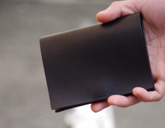 nejicommu - FLAP WALLET ¥19,440（税込）