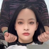 「安斉星来にしてください」ボブヘアの女性が“ハンサムショート”でばっさりイメチェン！上品でかっこいい女性に変身