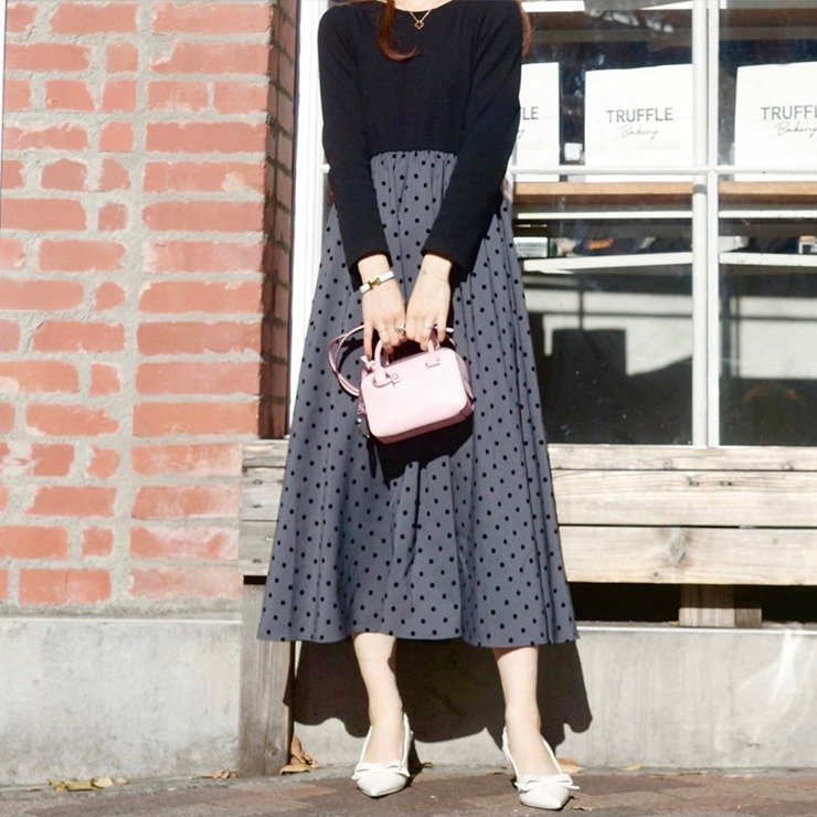 出所：しまむら公式　レディース　フロッキードットワンピース（hiichan）