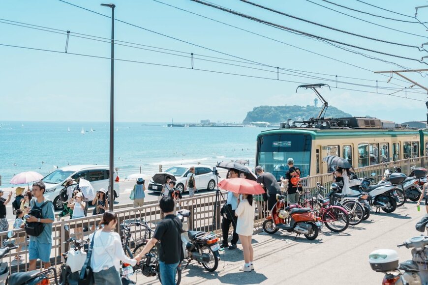 Jo Panuwat D/shutterstock.com