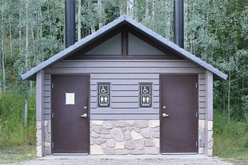 FreezeFrames/shutterstock.com