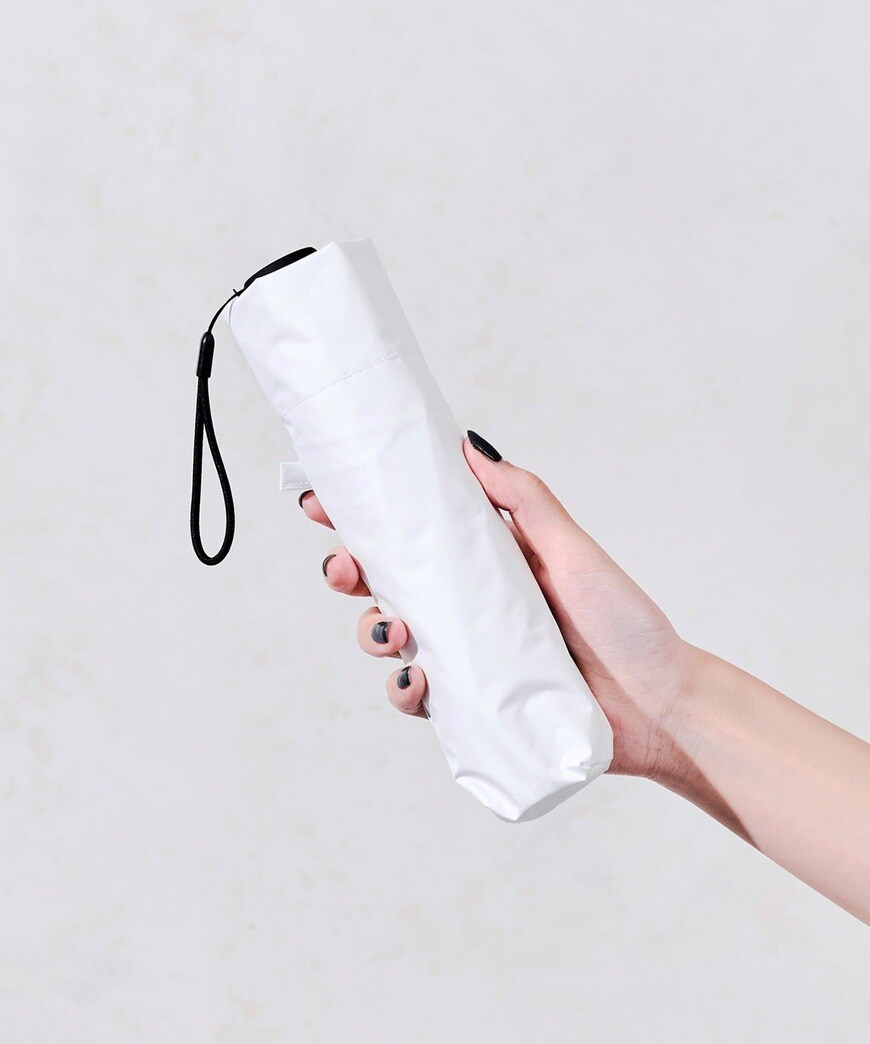 出所：3COINS公式　涼しい晴雨兼用折傘