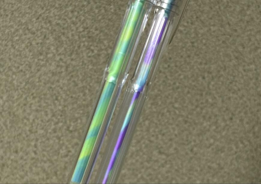 ダイソー、ボールペン(レインボー、中性、2本)の画像