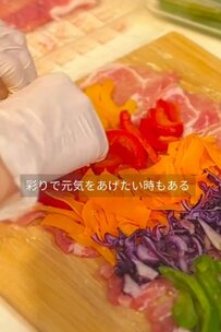 【肉巻き弁当】野菜を巻くだけ！元気が出そうな映えるお弁当が話題