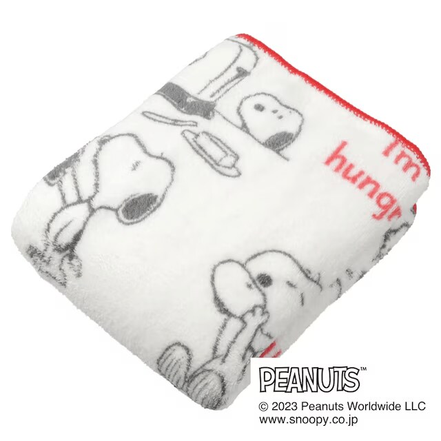 さまざまなスヌーピーがプリントされている「ドライタオル」