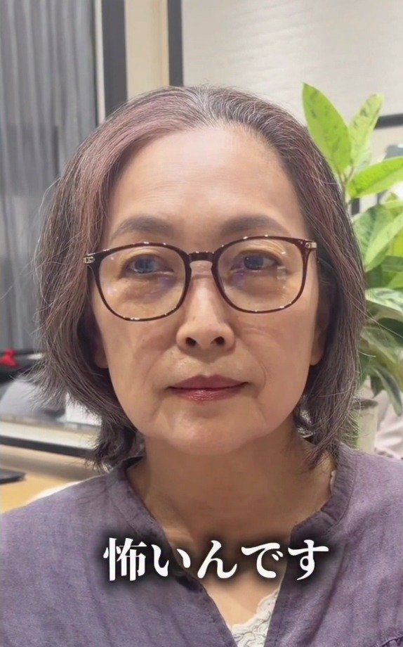 「失敗しそうで怖いんです」と話した女性が、何年も同じ髪型から、カットで丸みのあるショートボブにスタイルチェンジ