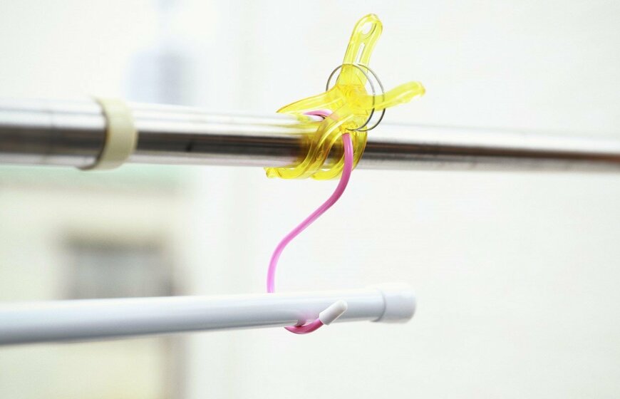 つっぱり棒を使った浴衣の干し方