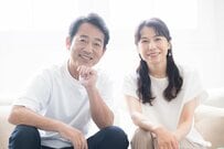 65歳以上のシニア世帯「貯蓄4000万円以上」を保有する世帯の割合は何パーセント？！老齢年金「厚生年金・国民年金」は月額いくら受給している？