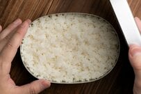 「涙涙…」父親が女子高生に作った「ラスト弁当」海苔での表現に込められた“想い”に思わず泣いてしまいそう