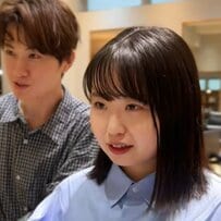 「カットが忘れられなくて来店」ミニボブにしたい女性→カット＆縮毛矯正でイメチェンした姿が話題