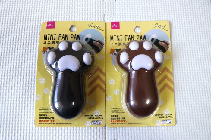 猫の手型ハンディファンパッケージ