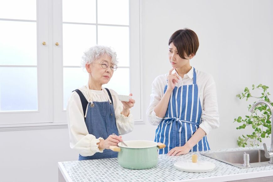 親との同居ストレス解消は「別居」81.4%、二世帯住宅を選ぶ人も19.6%